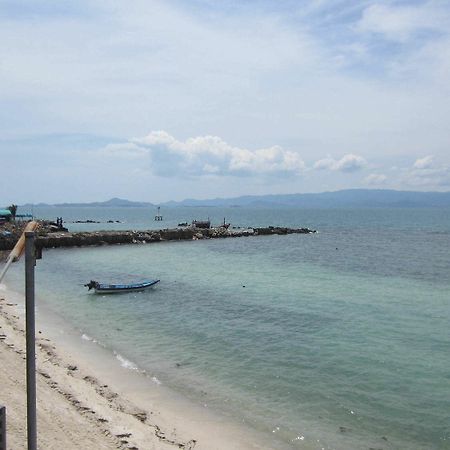 Charung Beach Хаад Рин Экстерьер фото