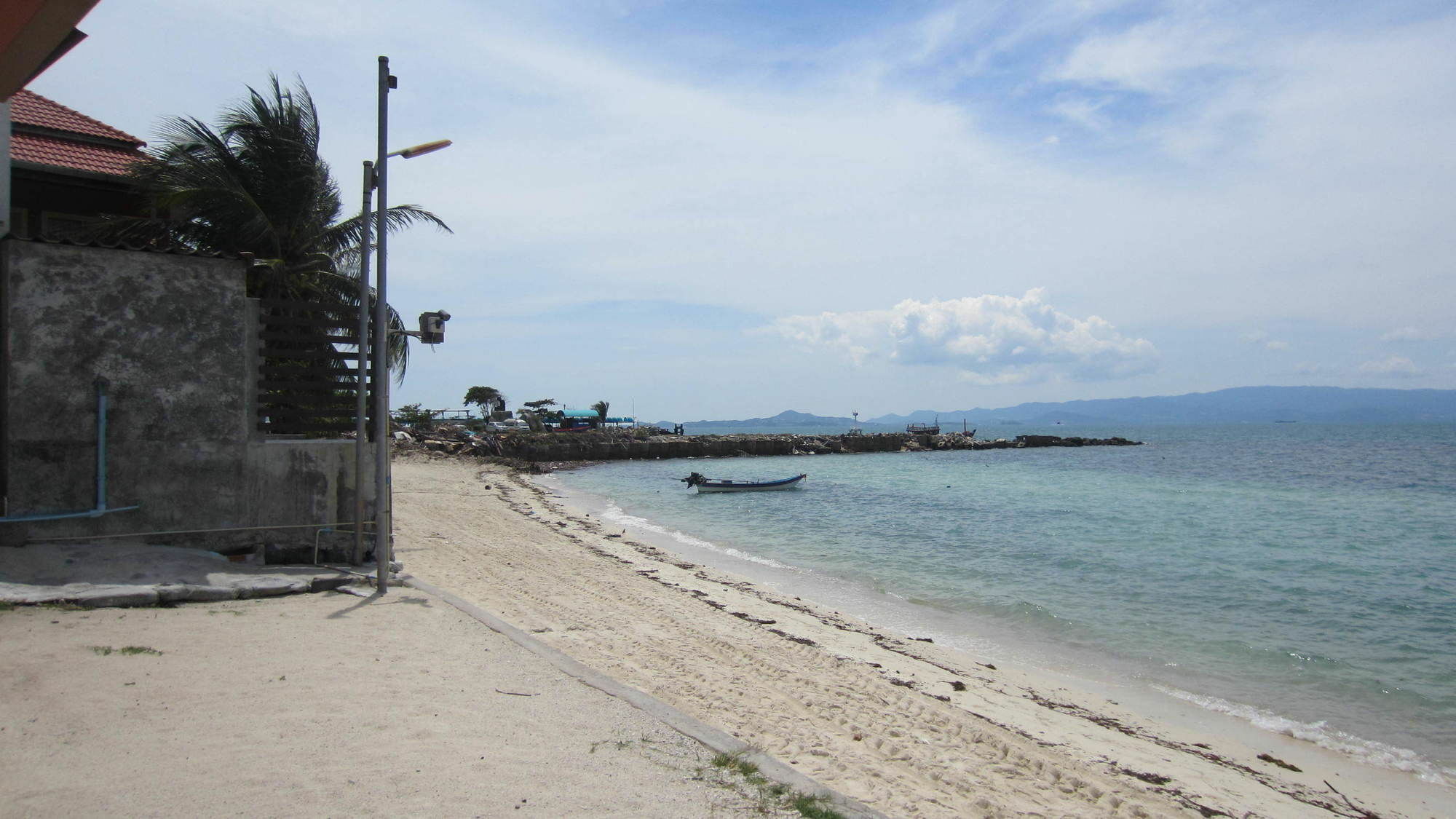 Charung Beach Хаад Рин Экстерьер фото