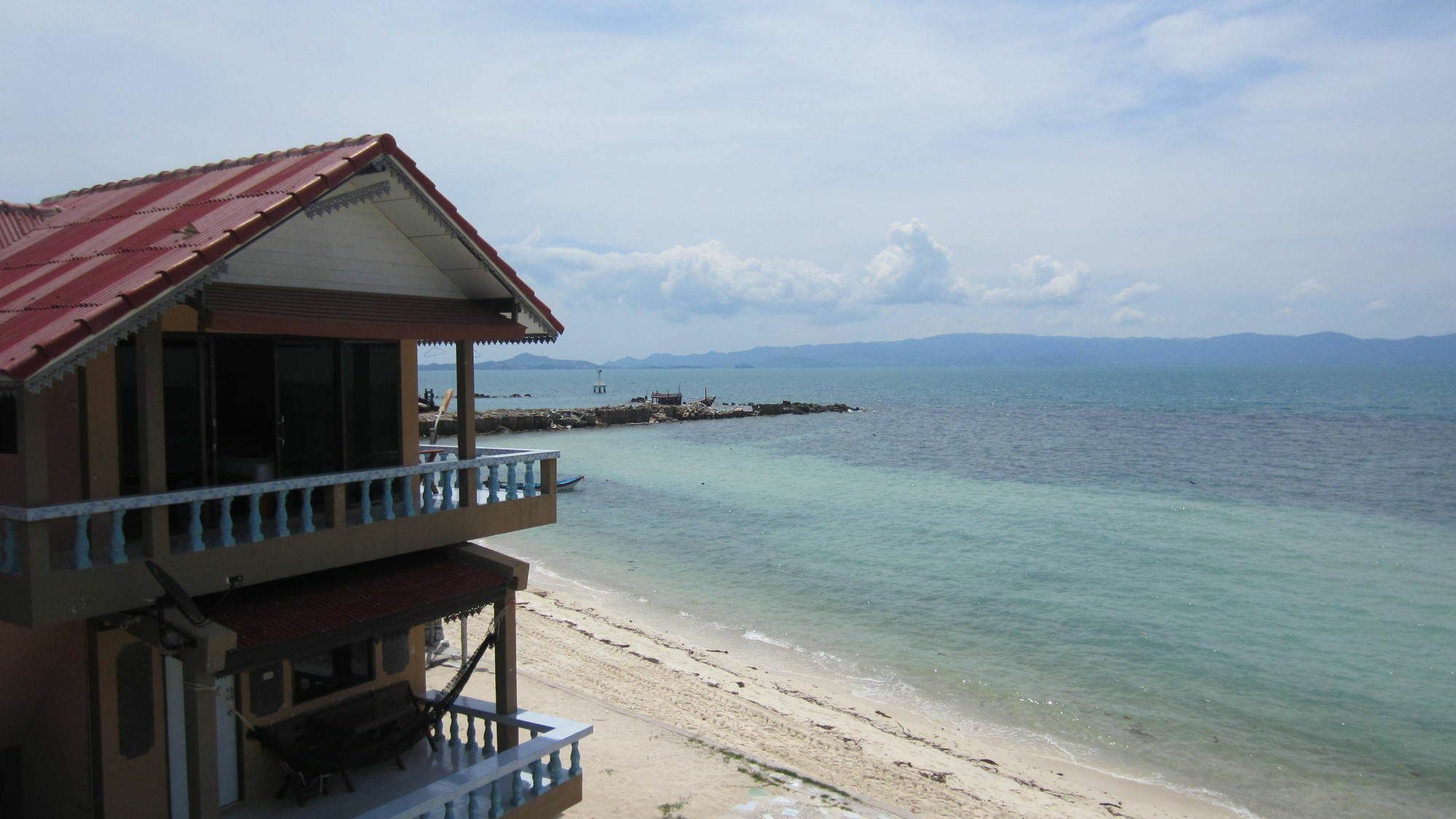 Charung Beach Хаад Рин Экстерьер фото
